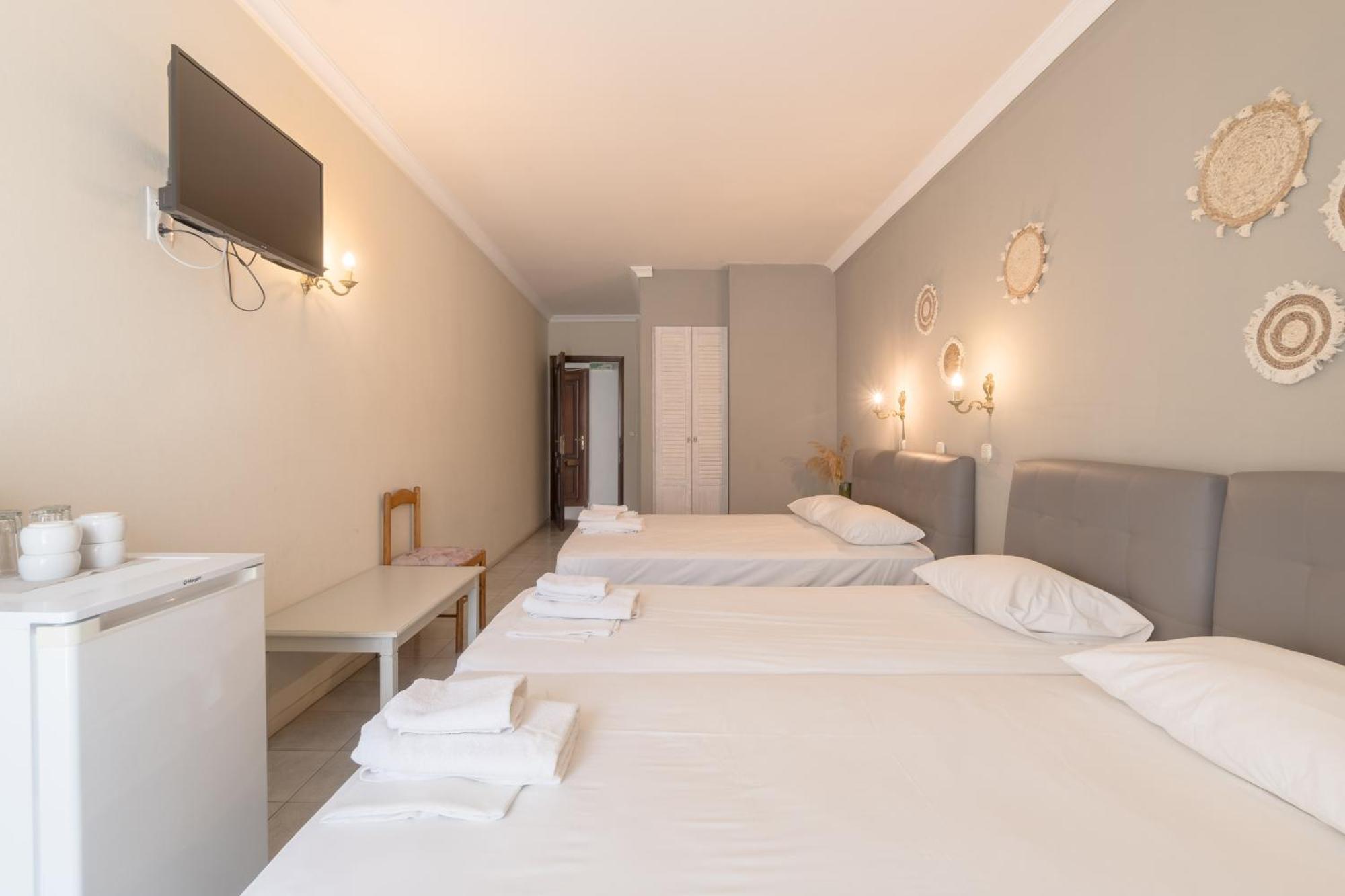 Mironi & Victoria Hotel Лименас Екстериор снимка